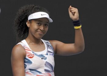 Osaka, Williams y Federer comienzan ganando en Australia