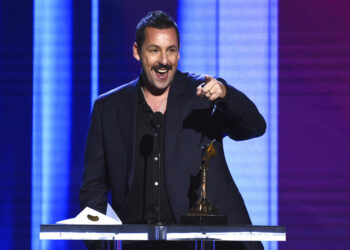 “The Farewell” y Adam Sandler triunfan en los Premios Spirit