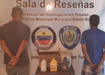 Arrestaron a tres señalados de vender aceite quemado de vehículos