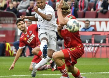 Bayern golea a Colonia y recupera cima de la Bundesliga