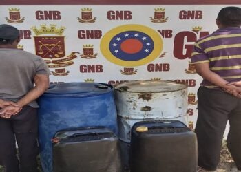 GNB detuvo a presuntos comerciantes ilegales de gasolina en Bolívar
