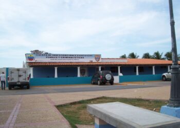 Dejan detenida a joven por asesinato de su abuelo