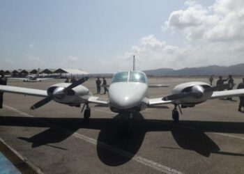 GNB incautó 430 panelas de presunta droga en una narcoavioneta brasileña (+Fotos)
