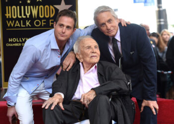 Murió a los 103 años el legendario actor de Hollywood Kirk Douglas