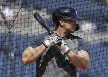 Stanton: De haber sabido los pitcheos habría conectado 80 jonrones en 2017