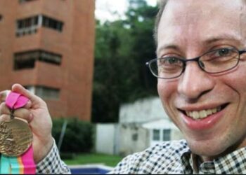 Atletas nadarán un millón de metros en memoria de Rafael Vidal