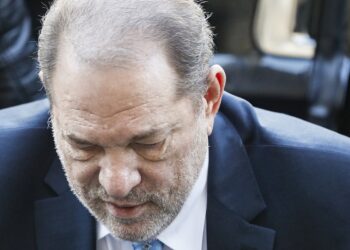 Abogado: Weinstein, hospitalizado, animado ante apelación
