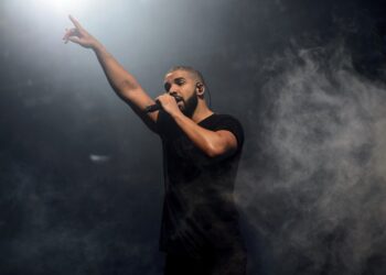 Con la canción 208 en la lista Hot 100, Drake establece un nuevo récord