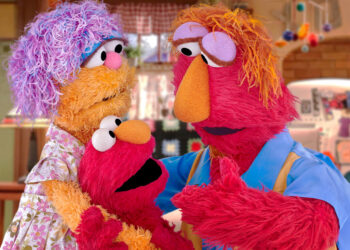 Elmo educa a los niños sobre lavado de manos contra Covid-19