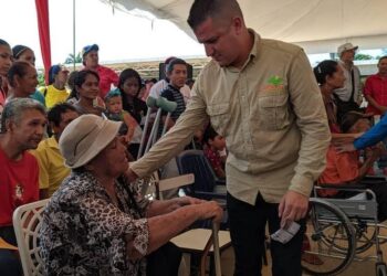 Mega jornada médica atendió a vecinos de Guanta