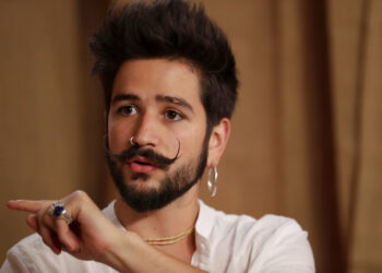 Camilo celebra su primer disco recién casado y en cuarentena