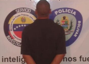 Policías atraparon a dos presuntos ladrones