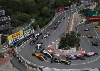 F1 eliminará a la mitad de su personal tras la pandemia