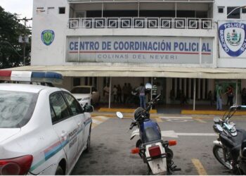 ﻿Oficiales pusieron tras las rejas a dos hombres señalados de cometer un hurto