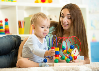 Padres de niños con necesidades especiales recibieron recomendaciones