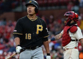 Suspenden por un año a Jung Ho Kang de la liga coreana