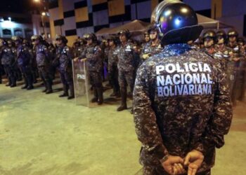 Atraparon a cuatro hombres con más de tres kilos de cocaína en Lechería