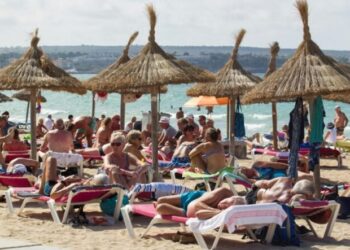 España abrirá sus puertas al turismo a partir de julio pese al COVID-19