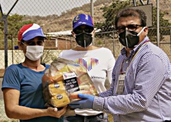 Fundación Soy Crear donó alimentos a familias con niños discapacitados