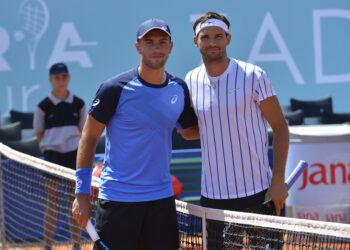Coric, segundo tenista positivo por virus en exhibición