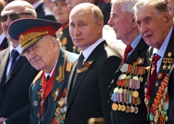 Rusia vota en referéndum para ampliar mandato de Putin