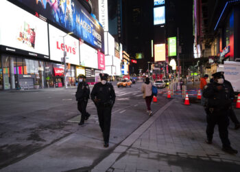 Se extiende hasta enero cierre de Broadway por coronavirus