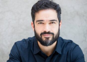 Alfonso Herrera alzó su voz en defensa de los migrantes venezolanos