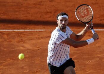 Dimitrov positivo por COVID-19, cancelan exhibición