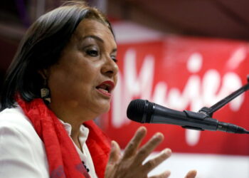 Gladys Requena apoya el esquema 7+7 para evitar la propagación del COVID-19