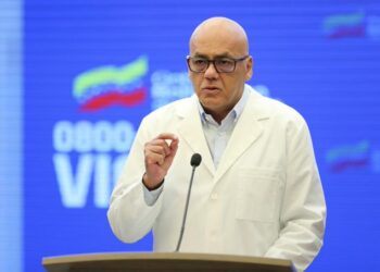 Venezuela rebasó este lunes la barrera de los 4.000 casos positivos de COVID-19