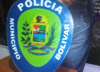 Policías evitaron que multitud linchara a un presunto ladrón