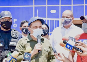 Edwin Rojas reportó 65 casos de COVID-19 en Sucre