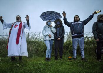 Coronavirus empaña celebraciones del solsticio en Stonehenge