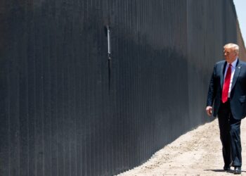 Corte Suprema rechaza atender objeciones a muro fronterizo
