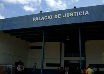 Detuvieron a  pareja señalada de asesinar a un hombre