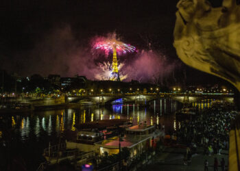 Reapertura de Disneyland París impulsa el turismo en Francia