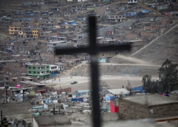 Perú duplicaría muertos por Covid-19 si confirma sospechosos