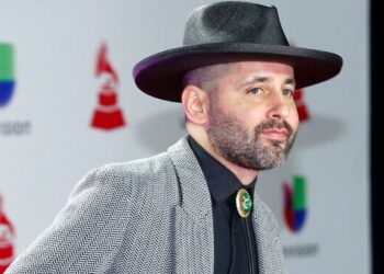 Eduardo Cabra mata a “Visitante” en gráfico video