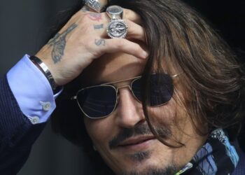 Los abogados de Depp reproducen un video que muestra a la hermana "atacada" de Heard