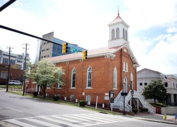 40 personas contraen coronavirus tras evento religioso en Alabama