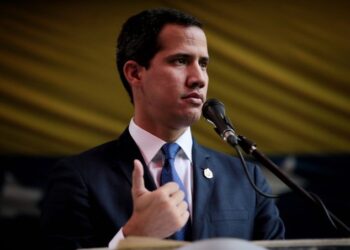 Guaidó giró recursos a la OPS y Cruz Roja para la adquisición de equipos de bioseguridad