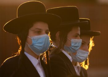Israel confirma nuevo récord de 1.681 casos nuevos