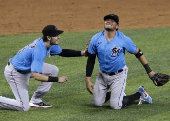 El venezolano Miguel Rojas padece coronavirus