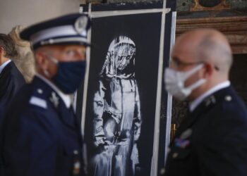 Italia regresa a Francia Banksy robado el Día de la Bastilla