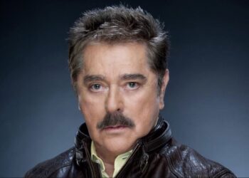Actor mexicano Raymundo Capetillo muere de COVID-19