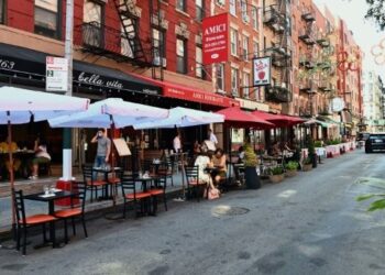 Enfrentada a una crisis profunda, Nueva York espera reinventarse