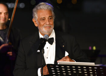 Recuperado del virus, Plácido Domingo busca limpiar su nombre