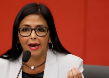 Delcy Rodríguez anunció 1.226 nuevos casos de Covid-19 en el país