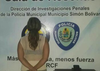 Oficiales detuvieron a presunta estafadora