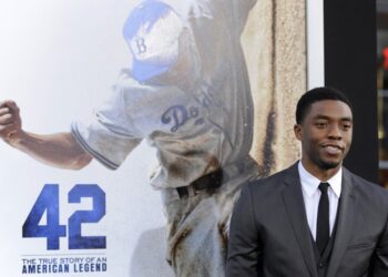 Obama, Johansson y más reaccionan ante la muerte de Chadwick Boseman